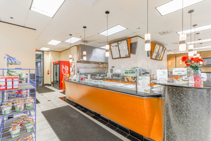 More Photos Of 100 Glenborough Dr, Houston Office For Lease