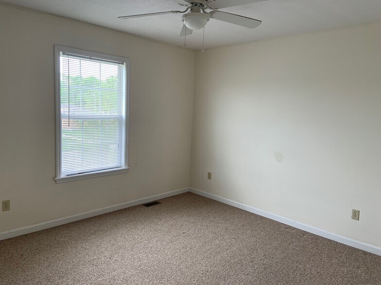 More Photos Of , Lancaster Multifamily For Sale