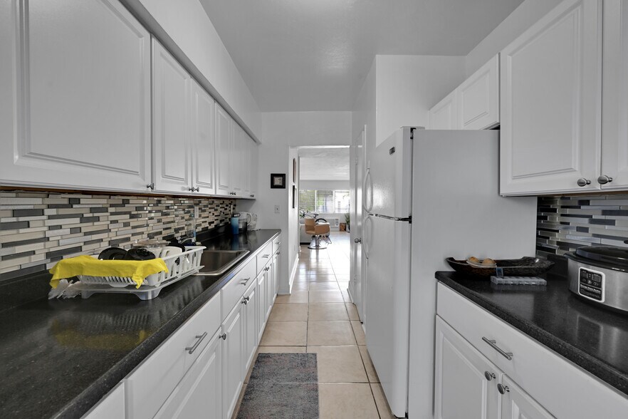 More Photos Of 1240 14th St, Miami Beach Apartments For Sale
