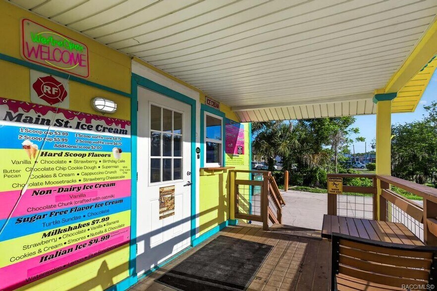 More Photos Of 125 N Main St, Hastings Restaurant For Sale