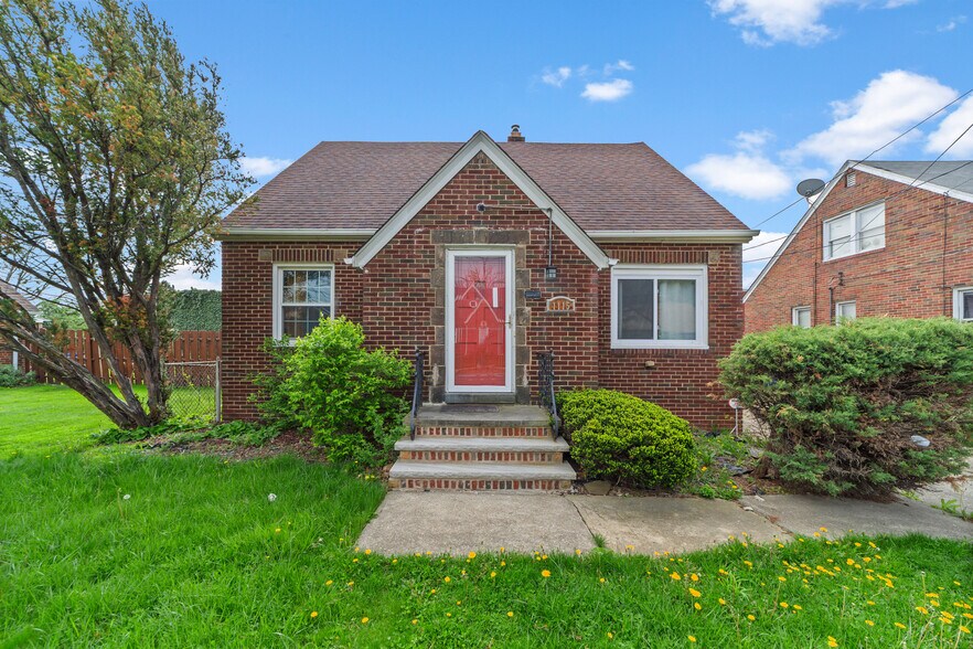 More Photos Of , Cleveland Heights Specialty For Sale