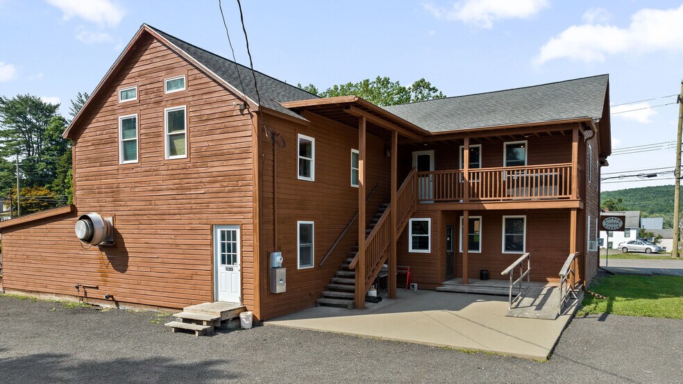 More Photos Of 552 Main St, Apalachin General Retail For Sale