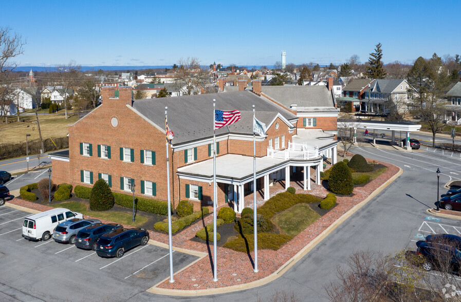 Primary Photo Of 222 E Baltimore St, Taneytown Office For Lease