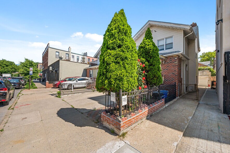 More Photos Of 1817 63rd St, Brooklyn Apartments For Sale