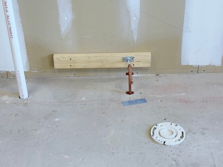 More Photos Of 860 NW Washington Blvd, Hamilton Medical For Lease