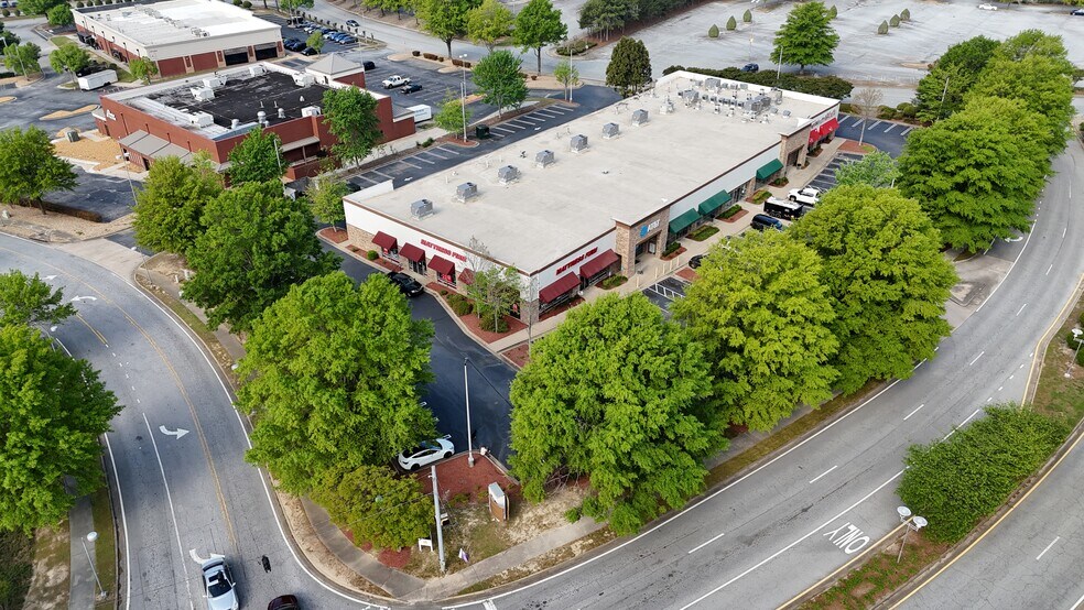 More Photos Of 7105 Stonecrest Pky, Lithonia Unknown For Lease