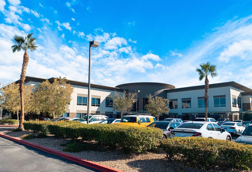 More Photos Of 871 Coronado Center Dr, Henderson Office For Lease