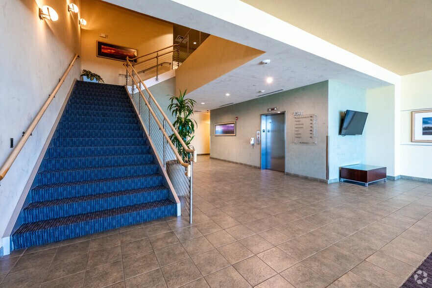 More Photos Of 4041 Jefferson Plz NE, Albuquerque Office For Lease
