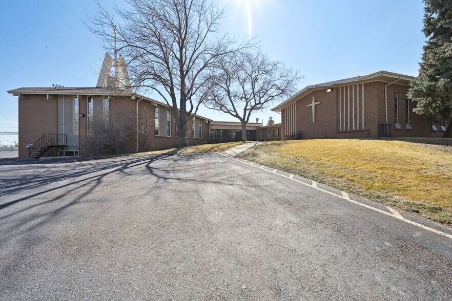 Primary Photo Of 6925 Carr St, Arvada Religious Facility For Lease