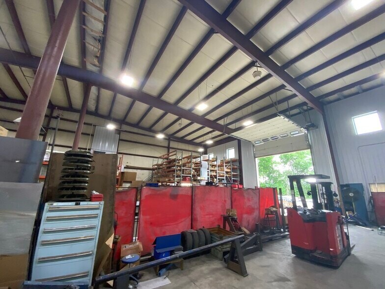 More Photos Of 1239 Campville Rd, Endicott Manufacturing For Sale
