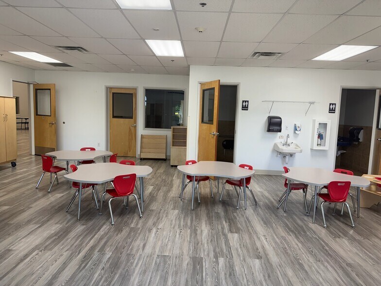 More Photos Of 4915 Coit Rd, Frisco Daycare Center For Sale