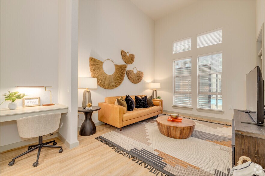 More Photos Of 2219 E 11th St, Tulsa Apartments For Lease