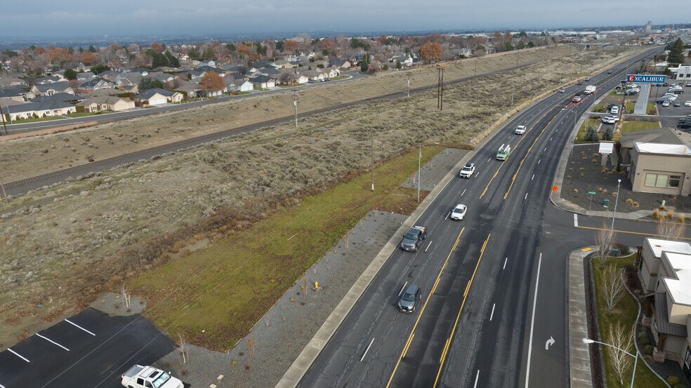 More Photos Of 8504 W Clearwater Ave, Kennewick Land For Lease