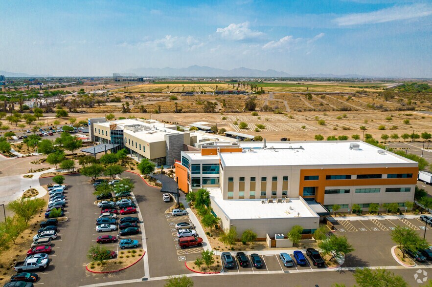 More Photos Of 7330 N 99th Ave, Glendale Office For Sale