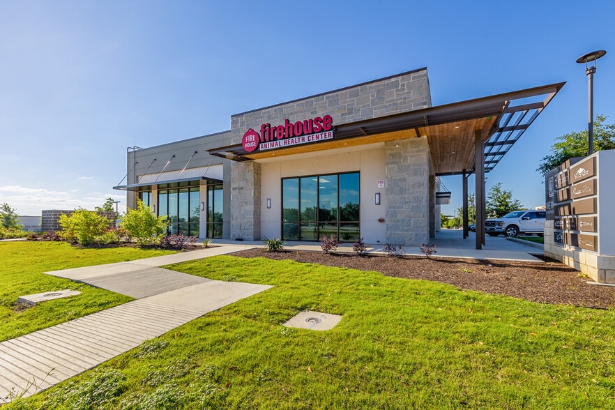 More Photos Of 830-856 Kohler's Crossing, Kyle Unknown For Lease