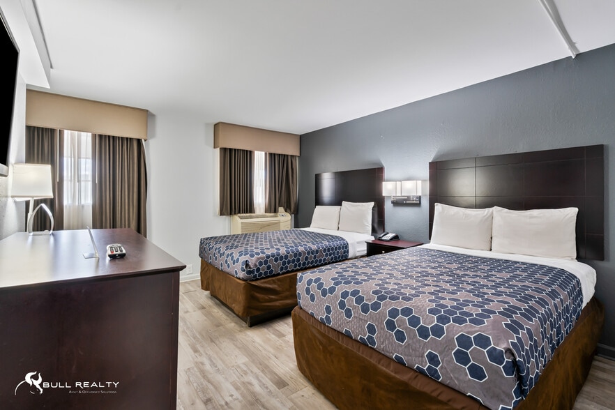 More Photos Of 1535 Montgomery Hwy, Vestavia Hills Hotel For Sale