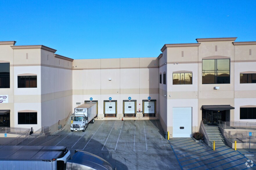 More Photos Of 3000-3090 E Washington Blvd, Los Angeles Refrigeration Cold Storage For Lease