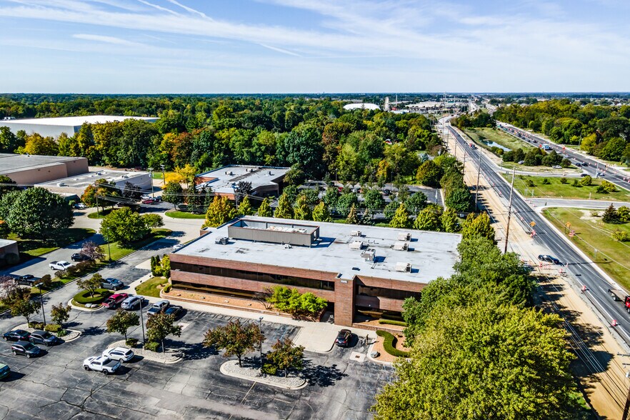 More Photos Of 22600 Hall Rd, Clinton Township Coworking Space
