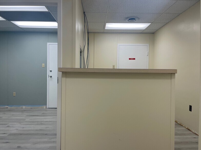 More Photos Of 346 Freeport Rd, New Kensington Medical For Lease