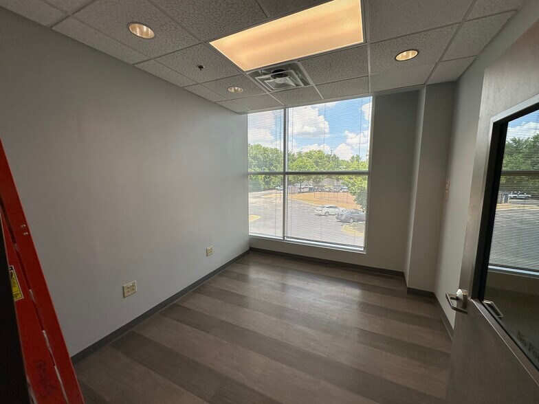 More Photos Of 5380 Hickory Hollow Pky, Antioch Medical For Lease