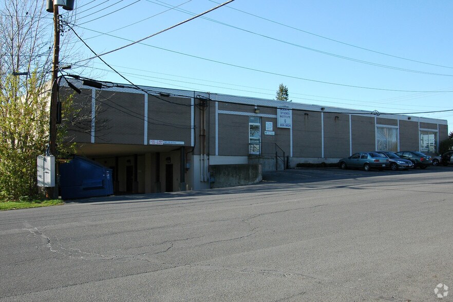 More Photos Of 1500 Central Ave, Colonie Office For Lease