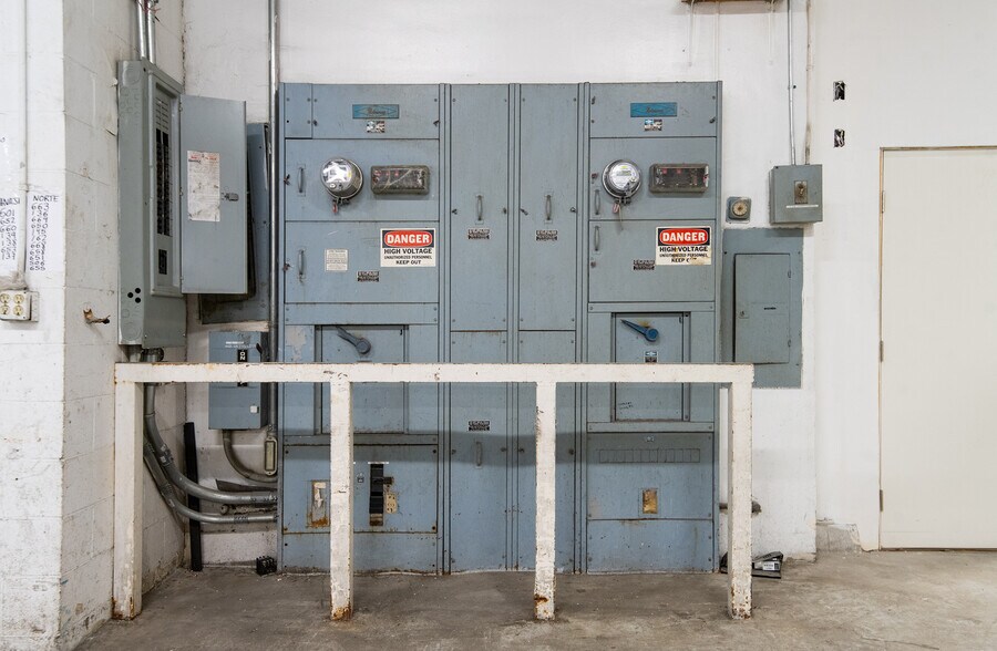 More Photos Of 506 Stanford Ave, Los Angeles Food Processing For Lease