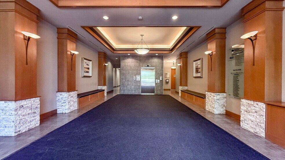 More Photos Of 2706 30 Av, Vernon Office For Lease