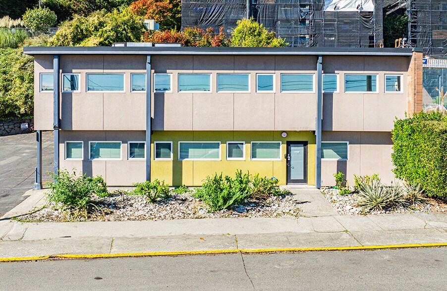More Photos Of 1749-1751 Dexter Ave N, Seattle Medical For Lease
