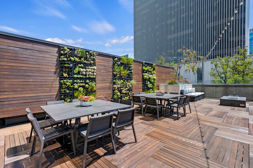 More Photos Of 110 W A St, San Diego Office For Lease