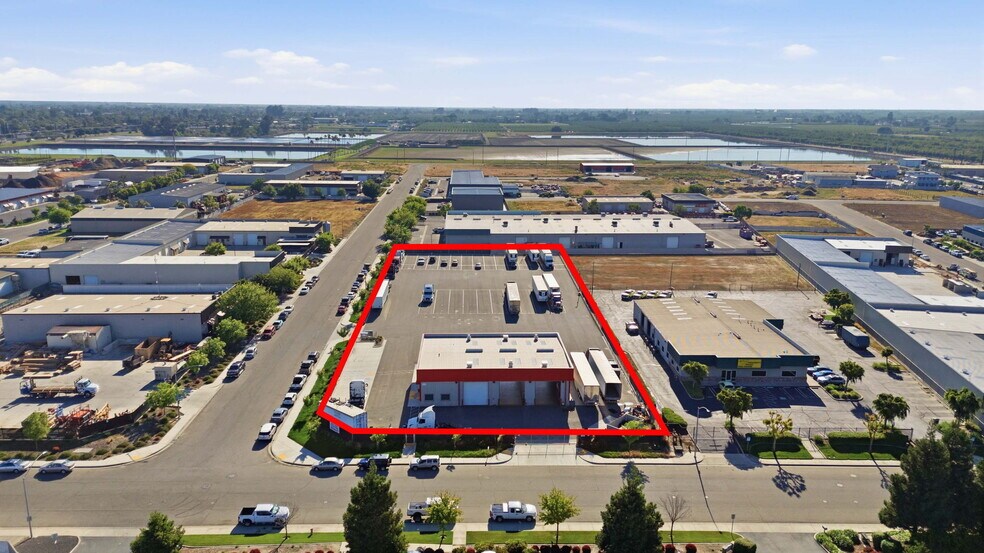 More Photos Of 4376 Farm Supply Dr, Ceres Truck Terminal For Sale