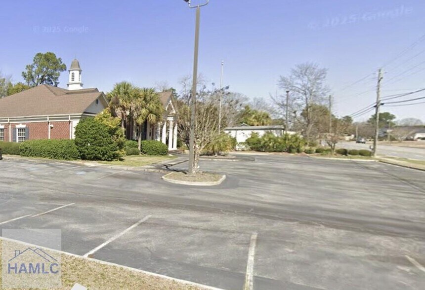 More Photos Of 718 S Veterans Blvd, Glennville Medical For Sale