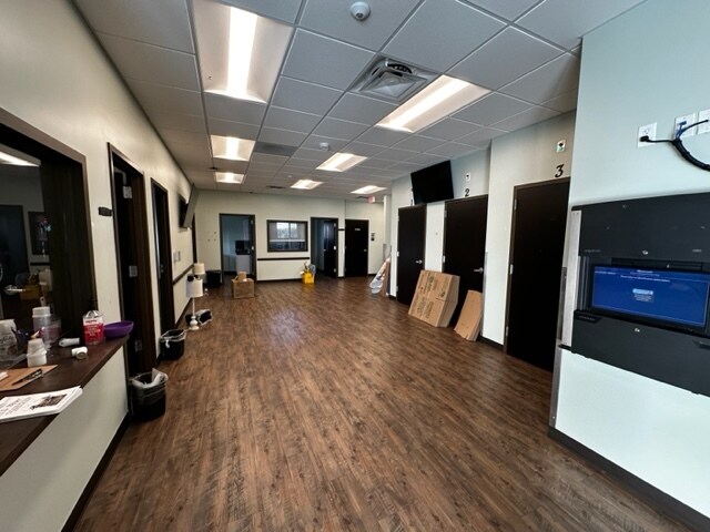 More Photos Of 12700 W Dixie Hwy, Miami Medical For Lease