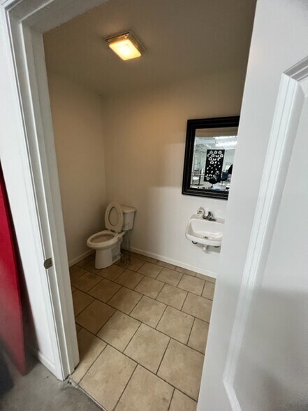 More Photos Of 171 Gardner Lacy Rd, Myrtle Beach Light Manufacturing For Lease