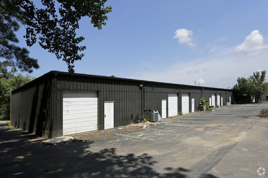 More Photos Of 3305 Durham Dr, Raleigh Flex For Lease