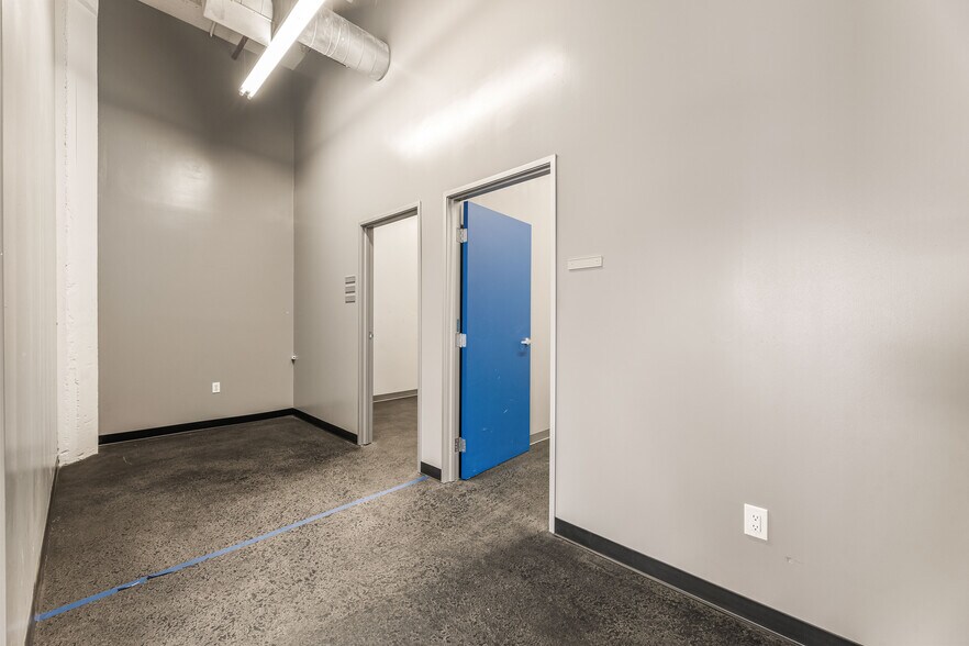 More Photos Of 932 Wilson St, Los Angeles Loft Creative Space For Lease