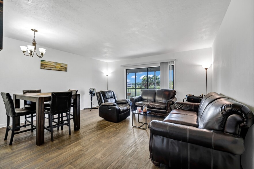 More Photos Of 1525 S Fiske Blvd, Rockledge Apartments For Sale