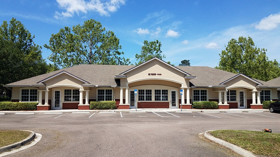 Primary Photo Of 6789 Southpoint Pky, Jacksonville Medical For Sale