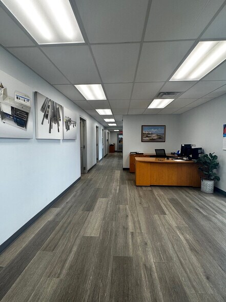 More Photos Of 10 Sparks St, Plainville Manufacturing For Sale