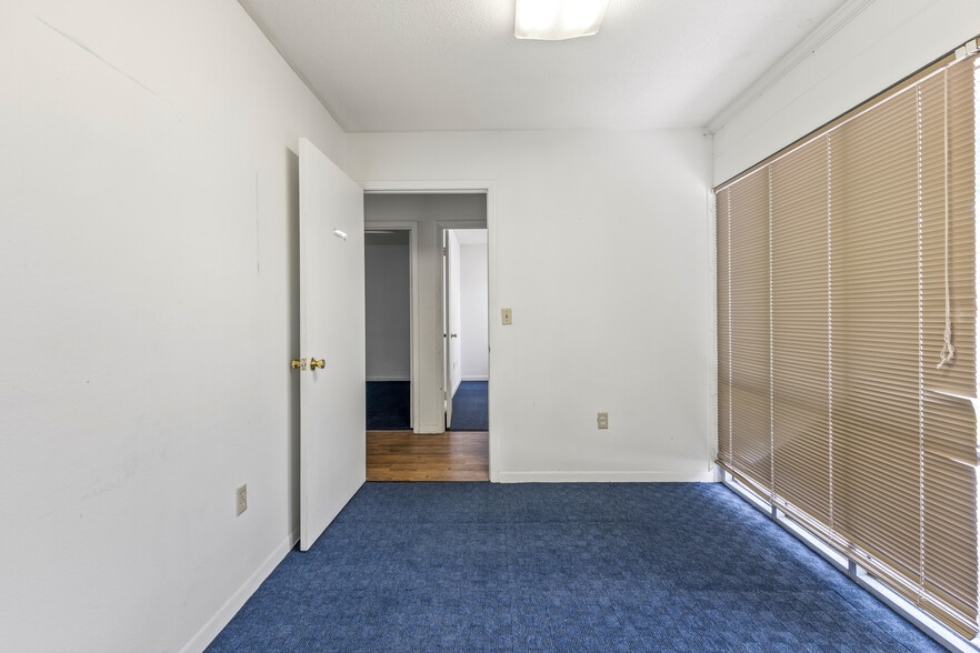 More Photos Of 260 S Marion Ave, Lake City Medical For Lease