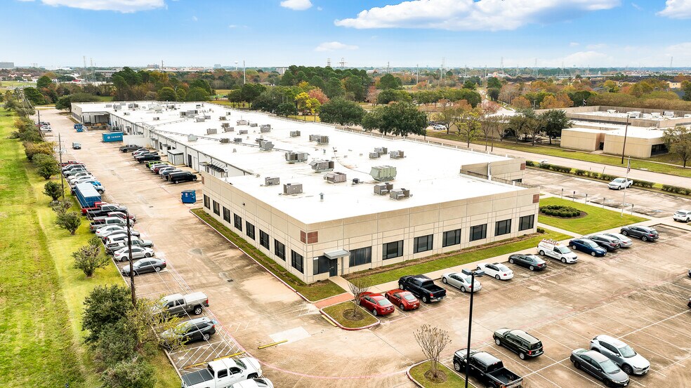 More Photos Of 555 Forge River Rd, Webster Unknown For Lease