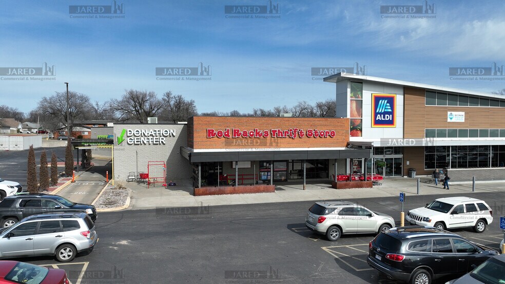Primary Photo Of 2843 E Sunshine St, Springfield General Retail For Lease
