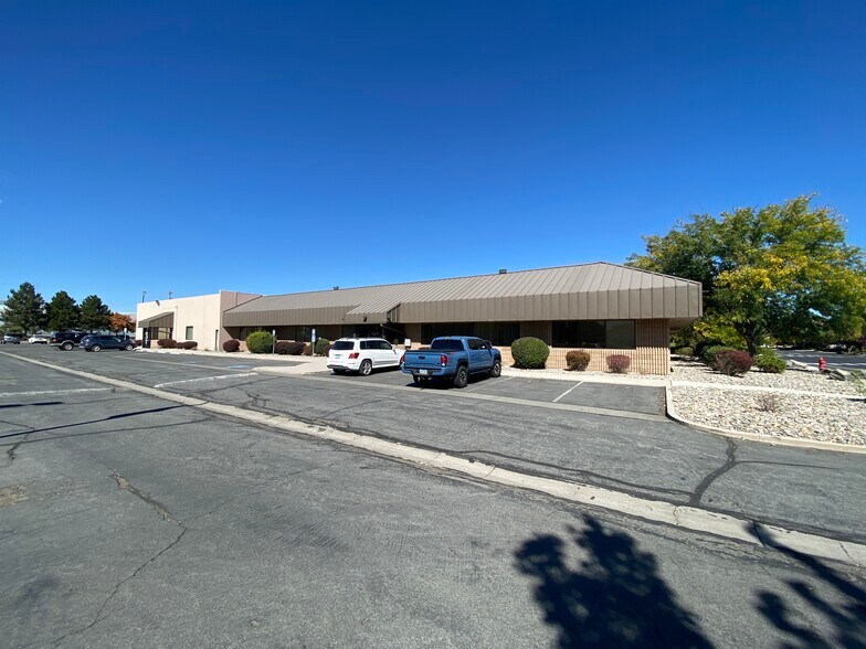 More Photos Of 1201 Corporate Blvd, Reno Office For Lease