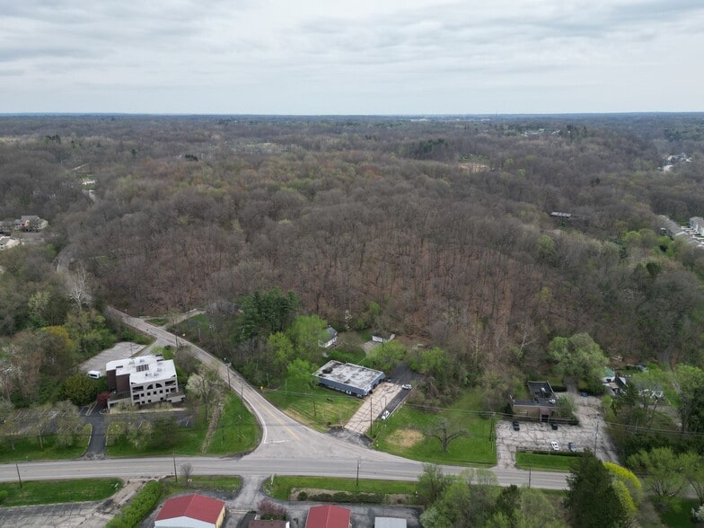 More Photos Of 1755 Akron Peninsula Rd, Akron Freestanding For Sale