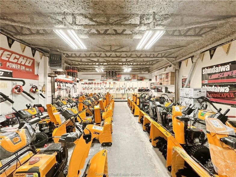 More Photos Of 560 Notre Dame Ave, Sudbury Distribution For Lease