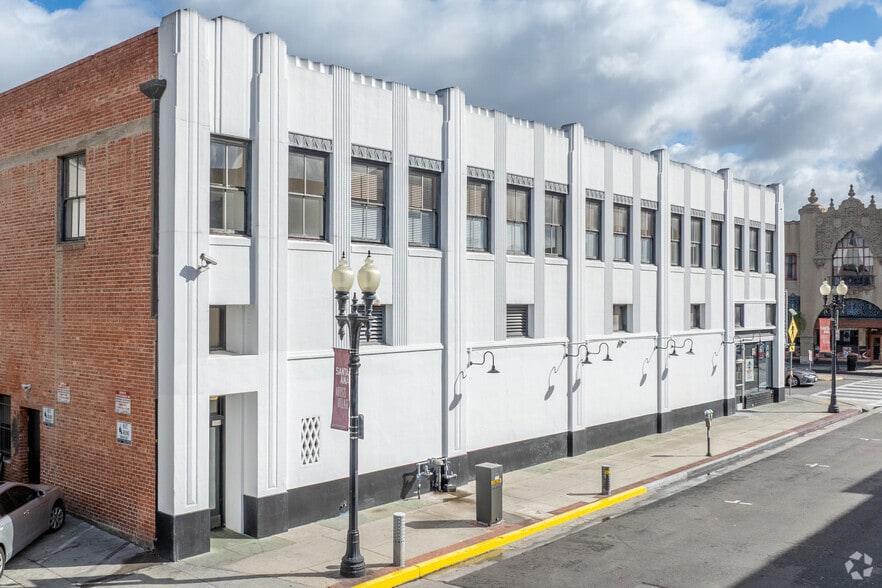More Photos Of 200-208 N Broadway, Santa Ana General Retail For Sale