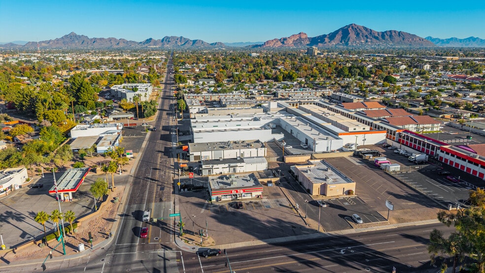 More Photos Of 4002 E McDowell Rd, Phoenix Convenience Store For Sale