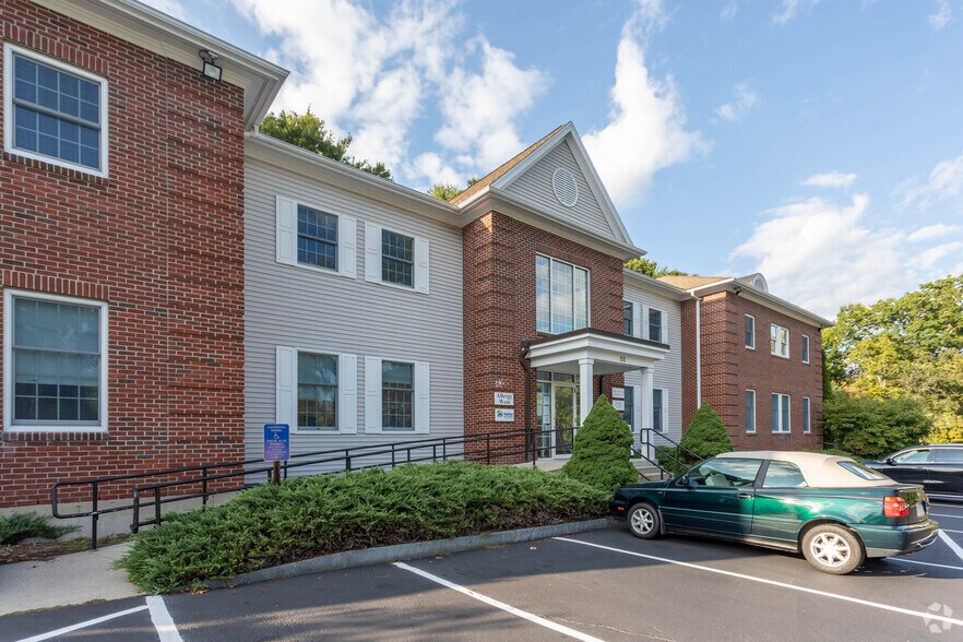 More Photos Of 68 Tadmuck Rd, Westford Coworking Space