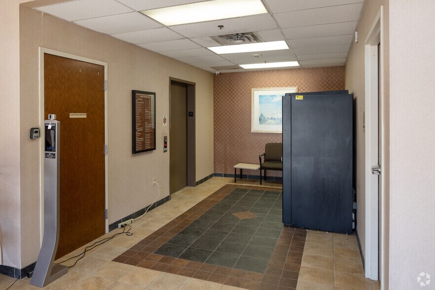 More Photos Of 8 Saddle Rd, Cedar Knolls Medical For Lease