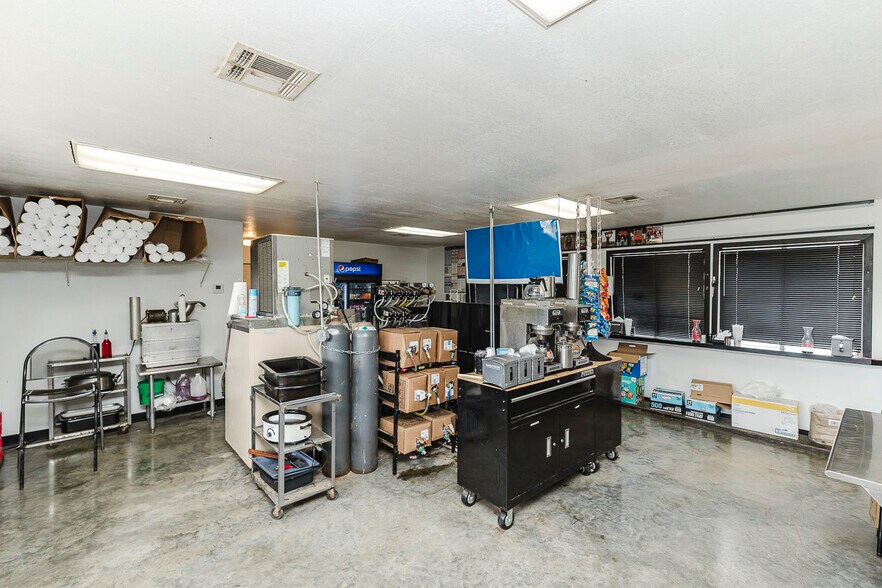More Photos Of 1663 Georgia Rd, Humboldt Specialty For Sale