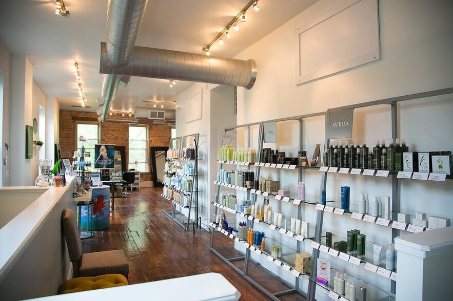 More Photos Of 3913-3915 Eastern Ave, Cincinnati Storefront Retail Office For Lease